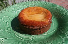 Pear & Almond Cream Tart w/ Chocolate Crust