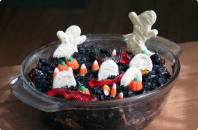 Spooky Dirt Pudding