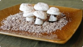 Meringue Mushrooms