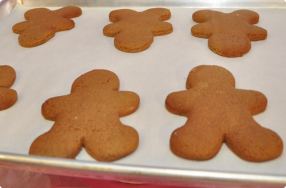 Making Gingerbread Men