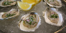 Oysters with Spicy Mignonette Sauce